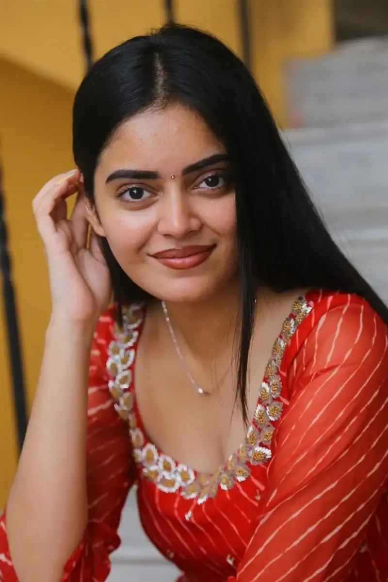 Actress Kushitha Kallapu at Neethone Nenu Movie Press Meet